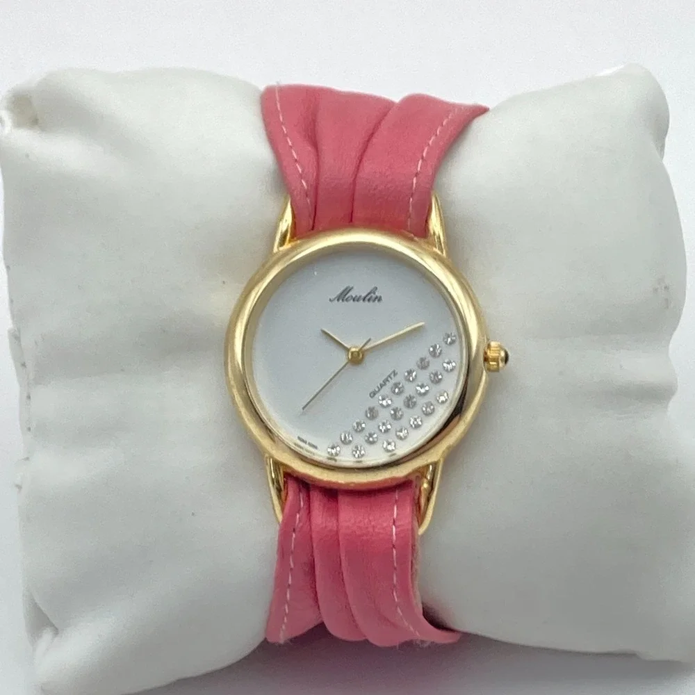 Vintage Moulin Women's Watch Gold Tone 30mm Crystals MOP Dial New Battery 6.25
